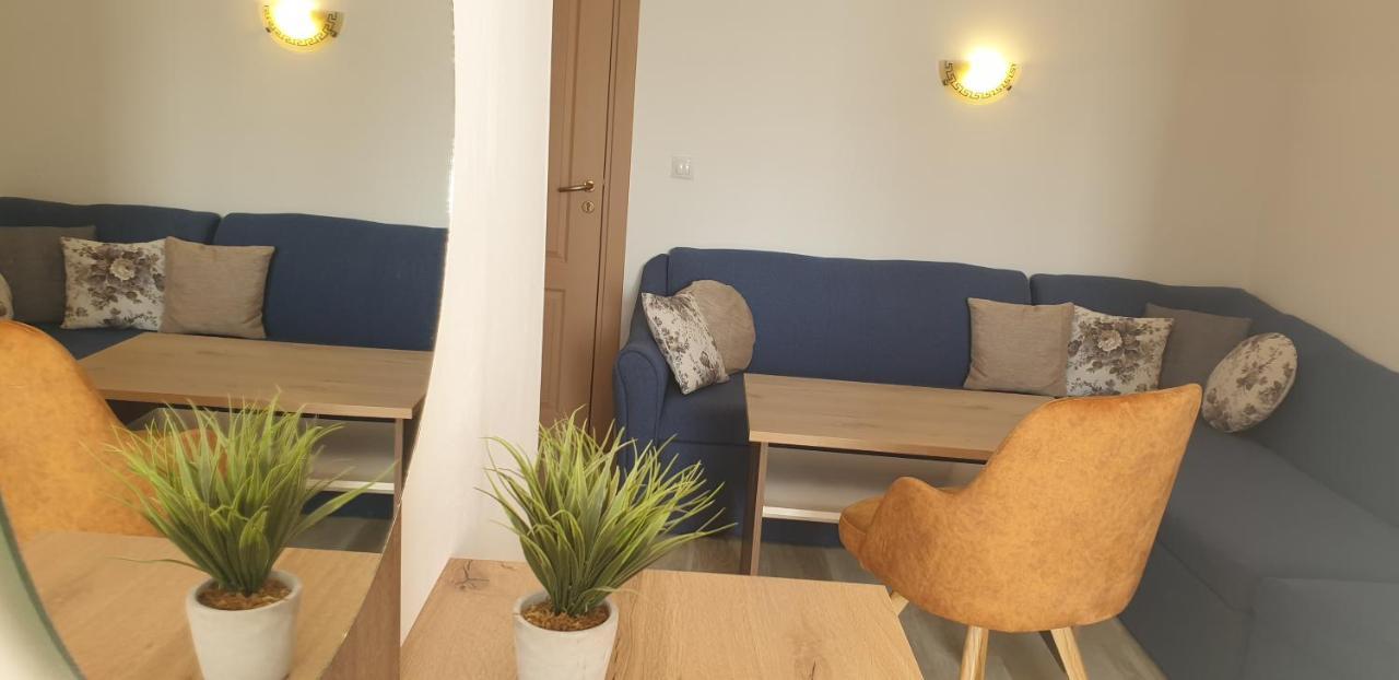 Priyateli - Friends Hotel Veliko Tarnovo Eksteriør billede
