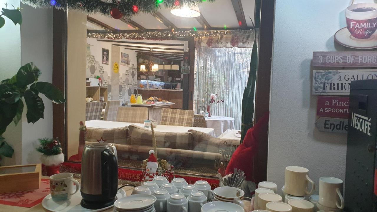 Priyateli - Friends Hotel Veliko Tarnovo Eksteriør billede