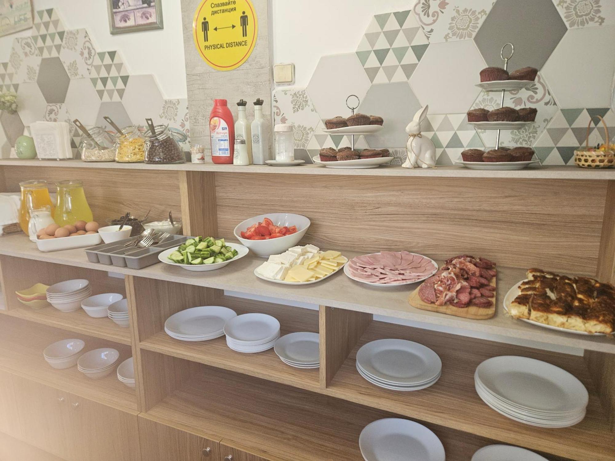Priyateli - Friends Hotel Veliko Tarnovo Eksteriør billede
