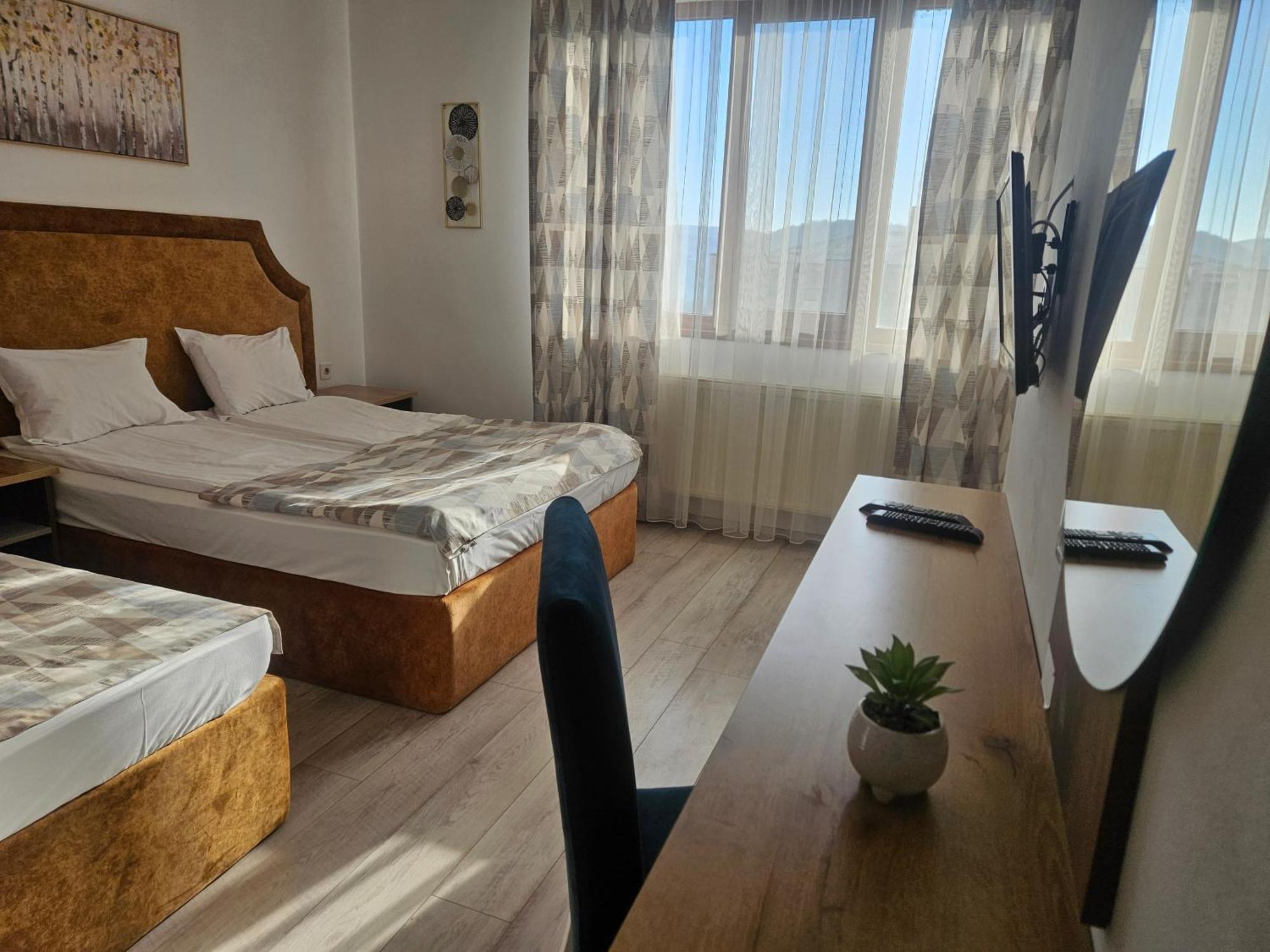Priyateli - Friends Hotel Veliko Tarnovo Værelse billede