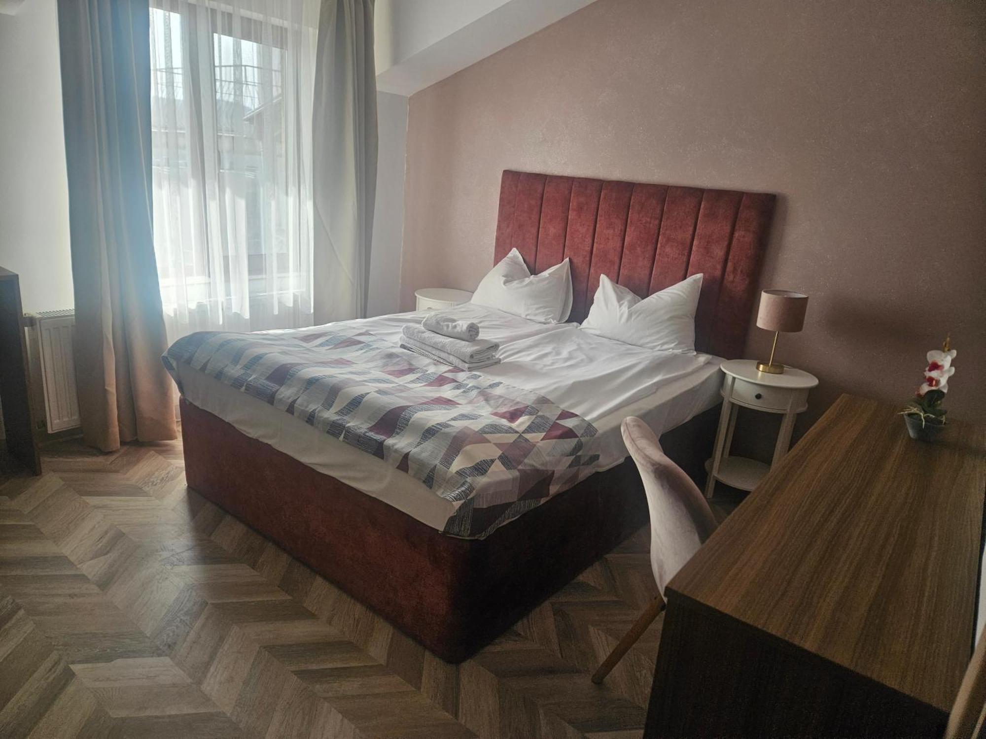 Priyateli - Friends Hotel Veliko Tarnovo Værelse billede